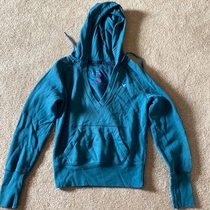 American Eagle V-Neck Hoodie. Early 2000s. Size Small.